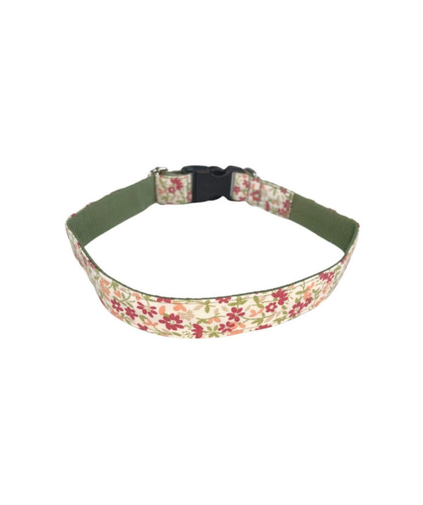 Collar invierno flores negro de NATPAW