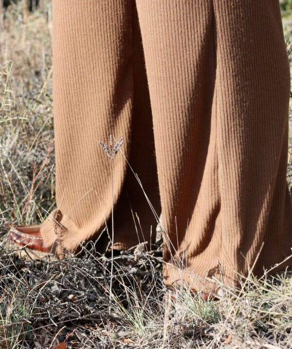 Pantalón Tahús Marrón de NEU DE COTÓ