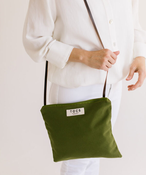 Bolso bandolera verde de TOCS