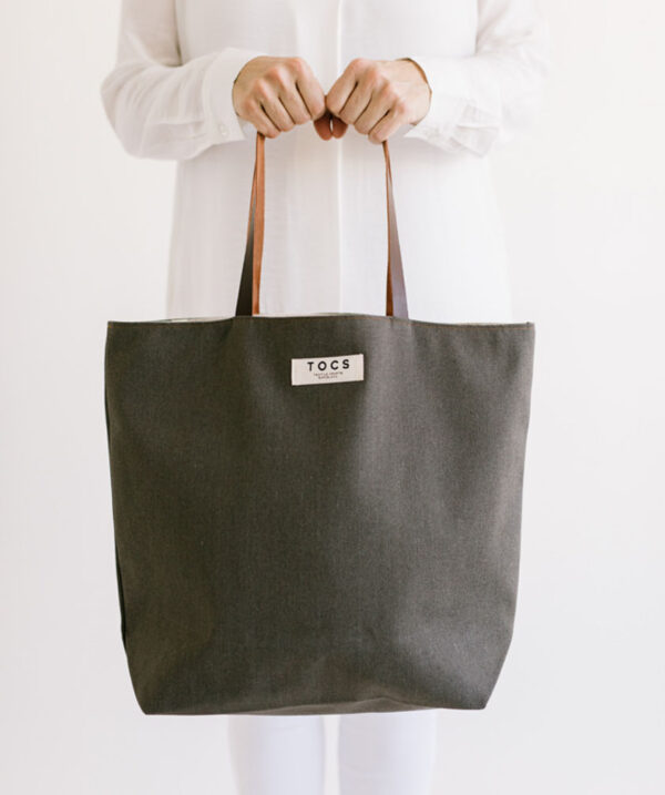 Bolso totebag gris xl de TOCS