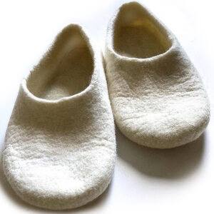 Slippers bajos de JIMENA RISSO